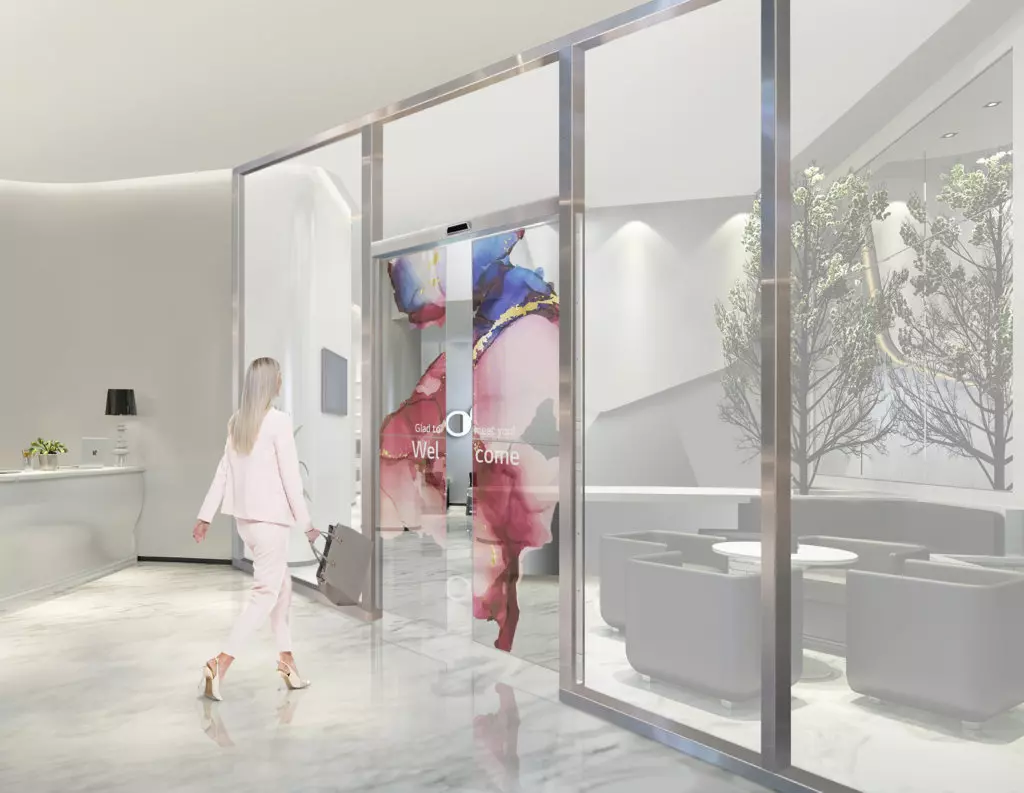 LG et ASSA ABLOY développe la porte automatique transparente OLED