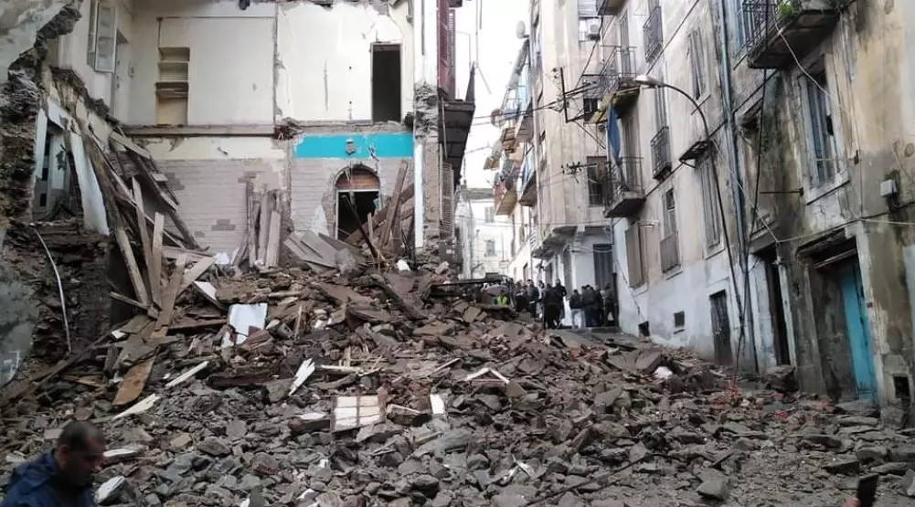 Vidéo. Effondrement d’une vielle bâtisse à Skikda