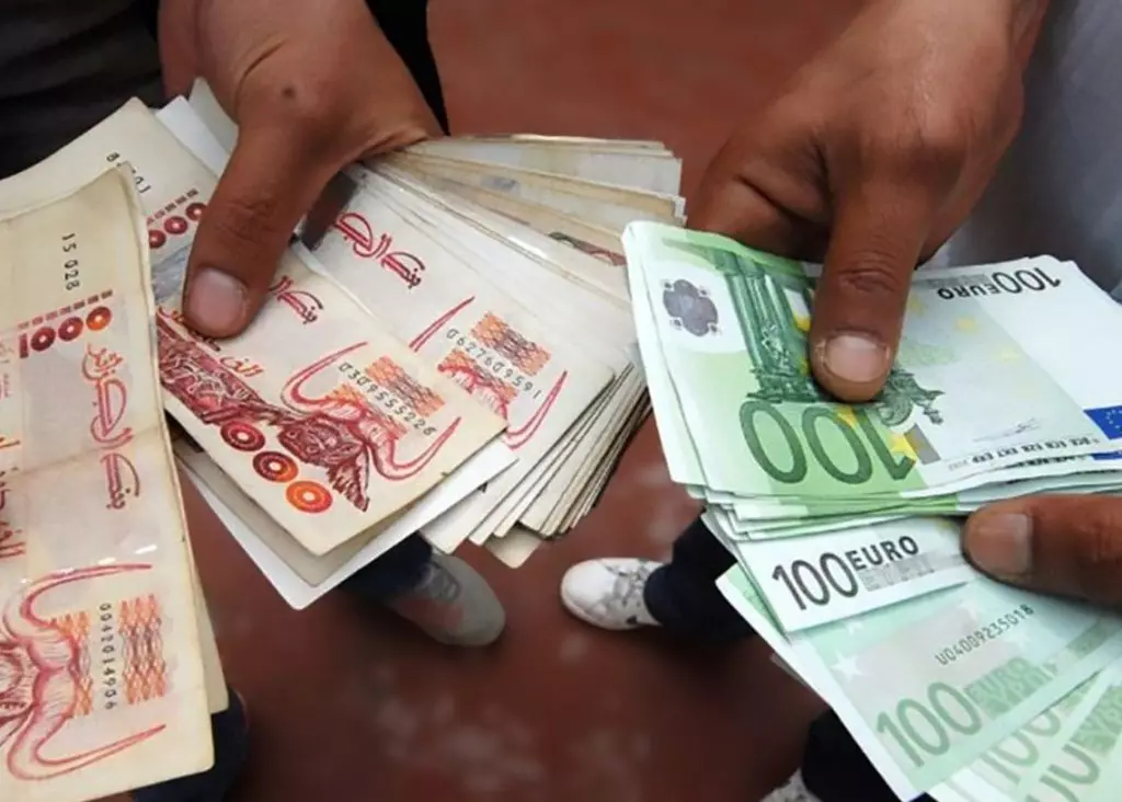 Marché noir des devises : Le dinar chute face l’euro