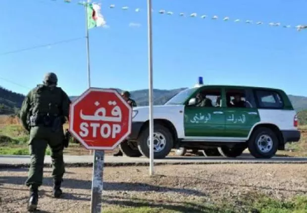 Un kidnappeur intercepté après une course poursuite sur l’autoroute