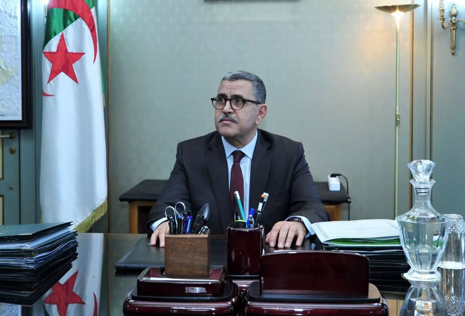 Pour Djerad, la langue arabe « est l’une des composantes fondamentales de notre identité »