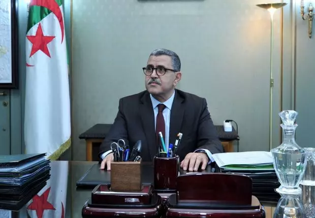 Pour Djerad, la langue arabe « est l’une des composantes fondamentales de notre identité »