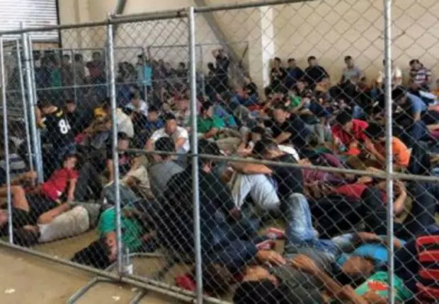 Des Harragas algériens portés disparus retrouvés dans des prisons en Tunisie