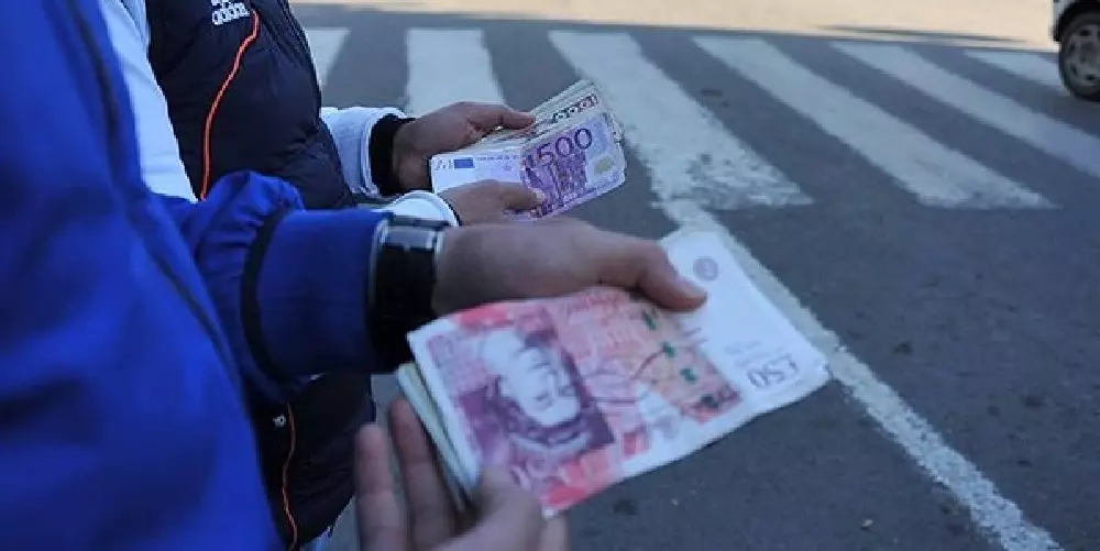 L’Euro s’envole face au Dinar sur le marché parallèle