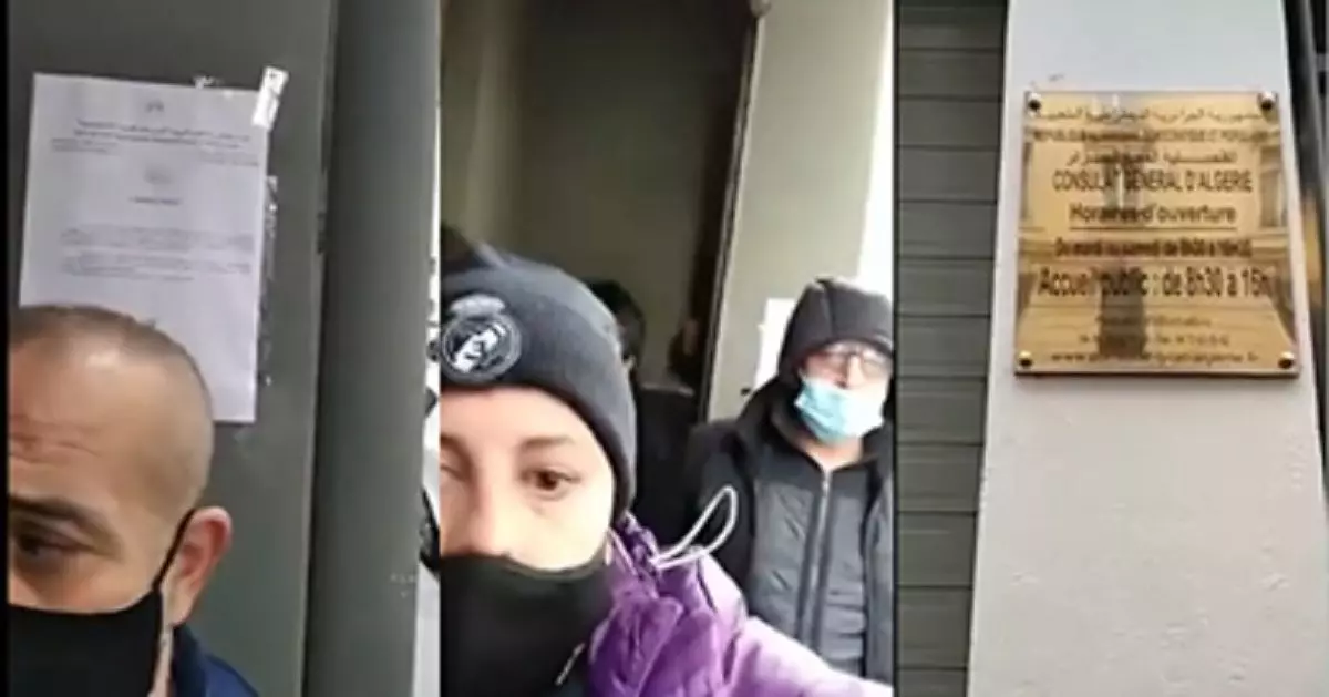 Rapatriement : Rassemblement des algériens devant le consulat de Lyon