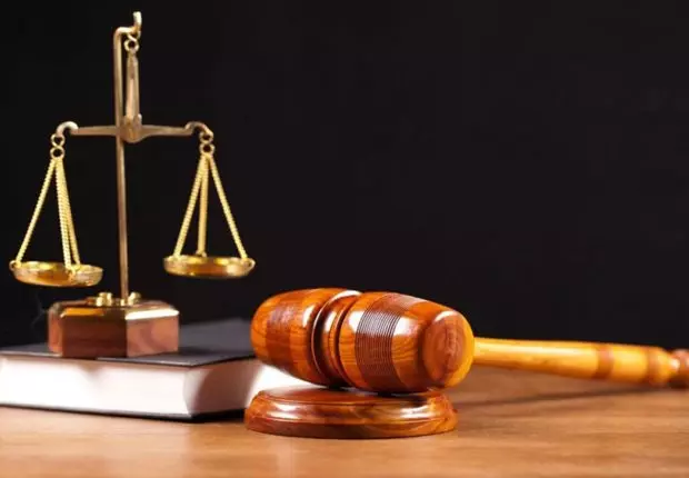 Mastaganem : Lourde peine requise contre un Chef de daïra corrompu