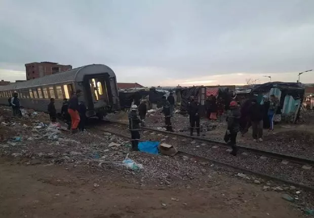Un sexagénaire mortellement percuté par un train à Sidi Bel Abbès