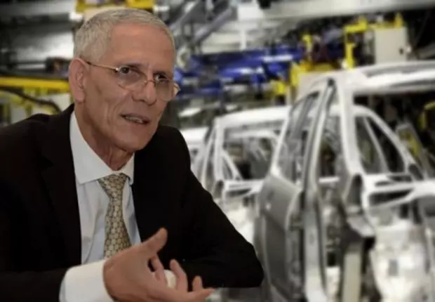 Industrie automobile : négociations avec « deux grands constructeurs »