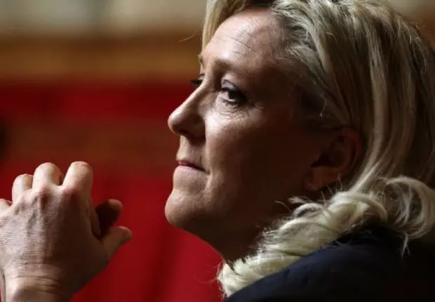 France : Marine Le Pen s’attaque encore au Hijab