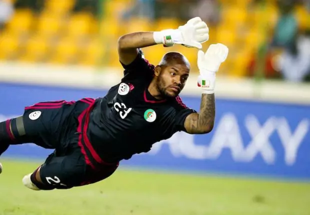 Une blessure éloigne M’Bolhi des terrains 6 semaines