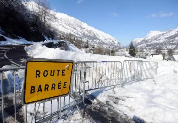 Chutes de neige : Plusieurs routes coupées à la circulation 