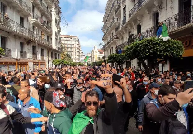 Hirak : Les algériens manifestent dans plusieurs wilayas