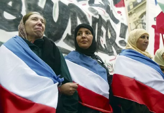 France : Un sondage dévoile « le malaise » de la diaspora Maghrébine