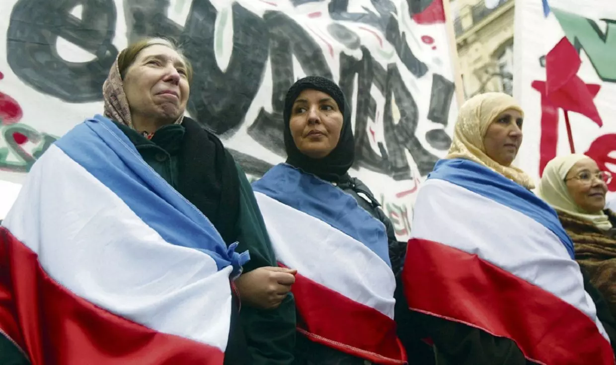 France : Un sondage dévoile « le malaise » de la diaspora Maghrébine