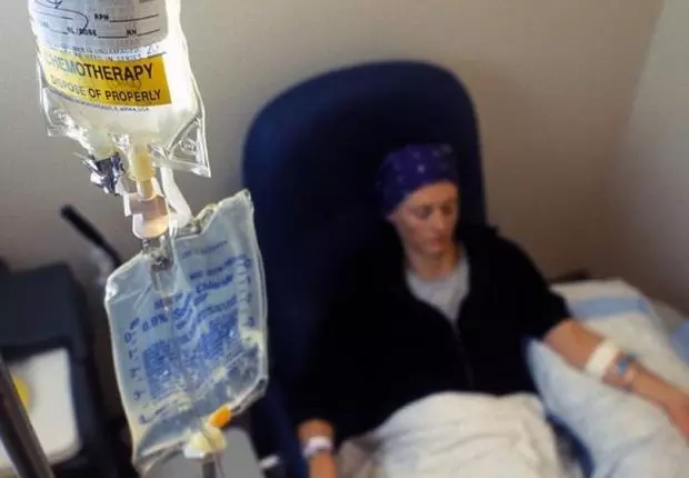 Les mises en garde du Pr Zitouni sur le sort des cancéreux en Algérie