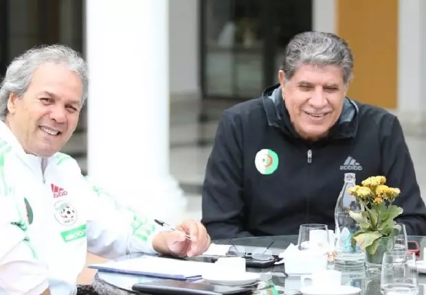 Meziane Ighil prend la défense de Madjer