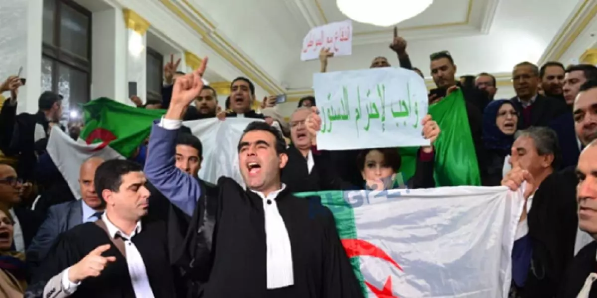 Les avocats en colère à Blida