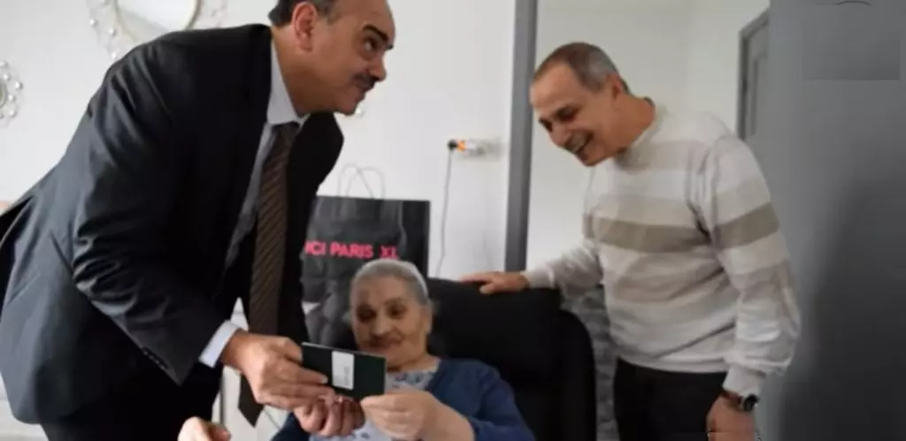 Séparés à sa naissance, un Algérien retrouve sa mère à l&rsquo;âge de 73ans