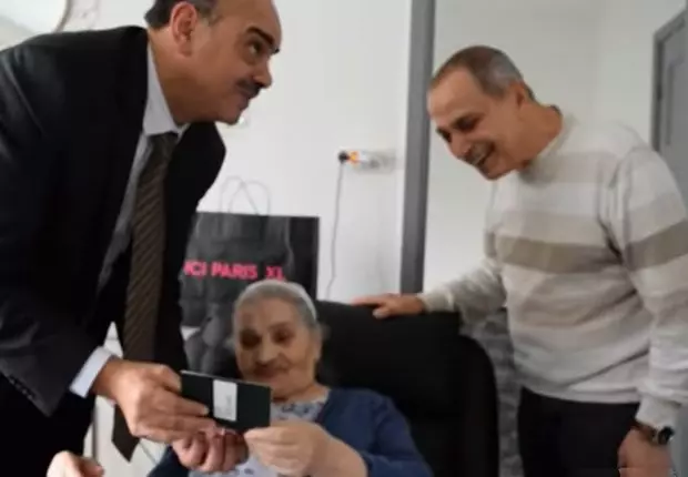 Séparés à sa naissance, un Algérien retrouve sa mère à l’âge de 73ans