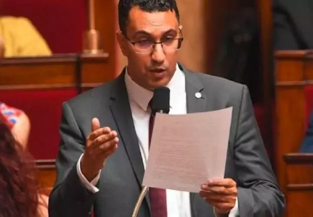 Un député français s’adresse à l’assemblée nationale en Tamazight