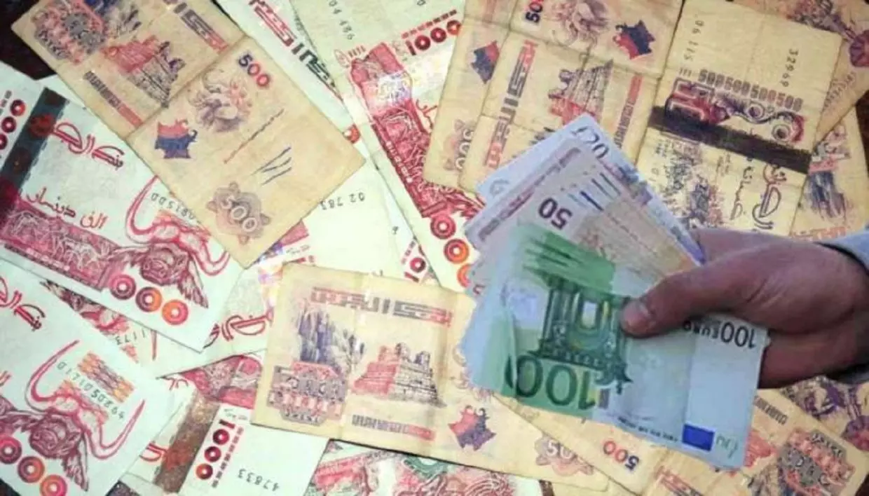 Marché parallèle des devises : légère baisse de l’Euro