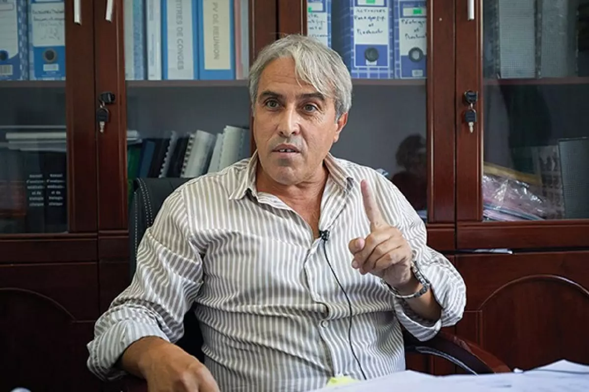 Variant britannique : Les recommandations du Pr Djenouhat