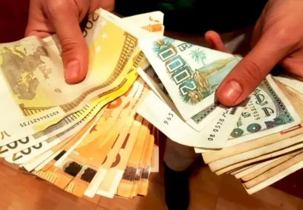 L’euro toujours stable face au dinar sur le marché parallèle