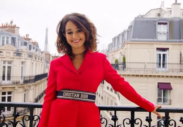 Qui est Léna Mahfouf, cette Algérienne qui va surpasser Obama ?