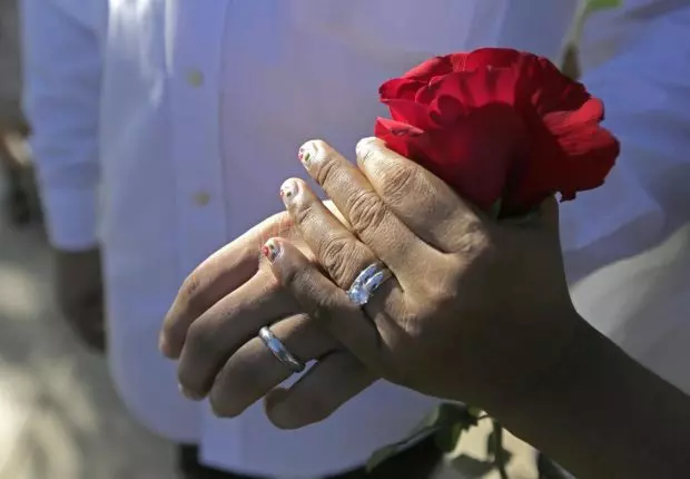 France : Le revenu faramineux des organisateurs de mariages blancs