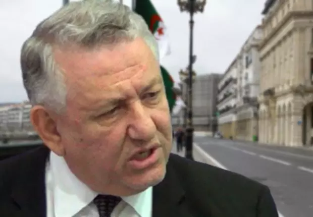 Covid-19 Algérie : Pr Nibouche déplore une « situation dramatique »