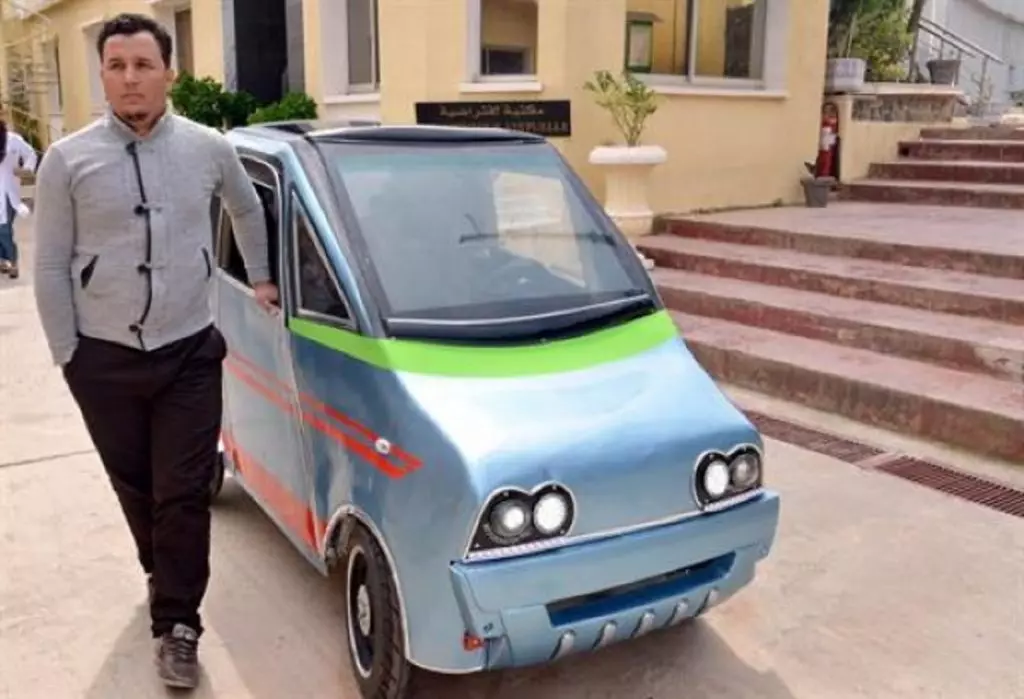Oussama Touaba, l’inventeur d’une voiture électrique 100 % Algérienne