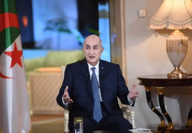 Tebboune évoque les réserves de change et la surfacturation