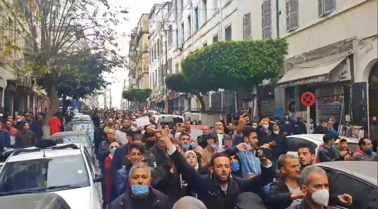 Hirak : Les étudiants manifestent à Alger