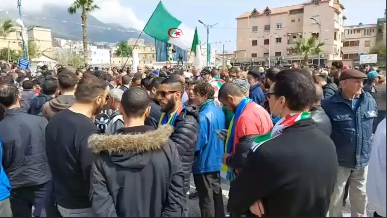 Hirak vendredi : Importante mobilisation populaire à Béjaïa