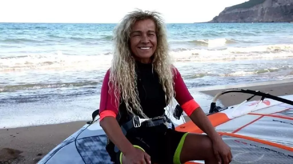 Surfeuse disparue à Jijel: Le corps retrouvé n’est pas celui de Bakhta