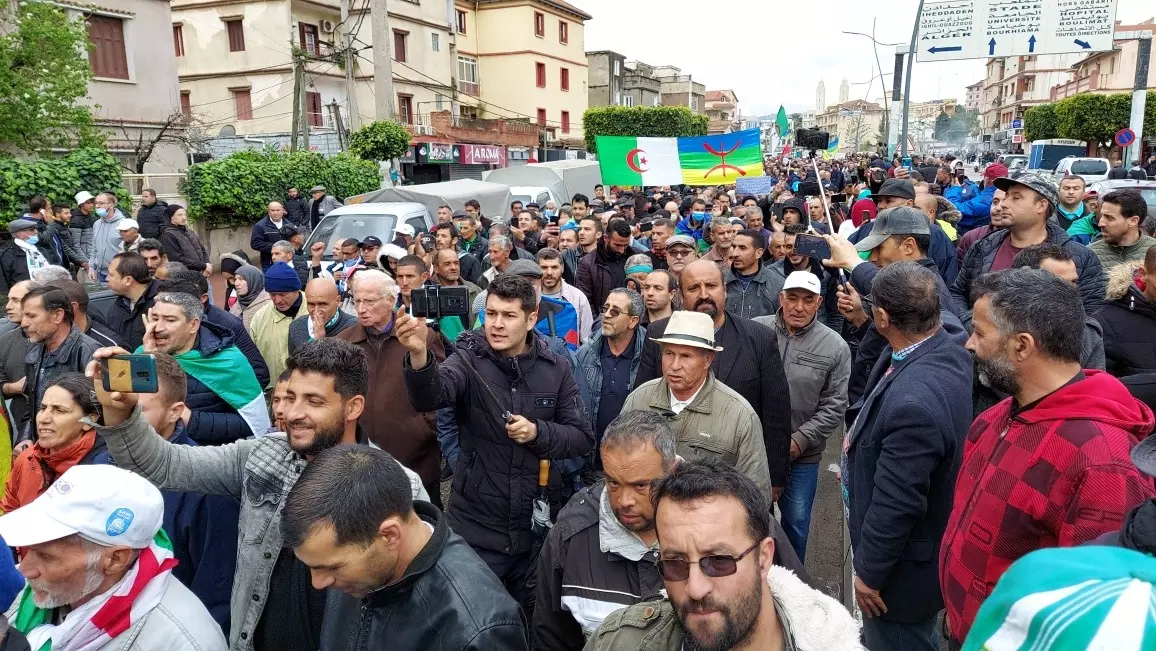 109e vendredi du Hirak : Les Béjaouis toujours en force
