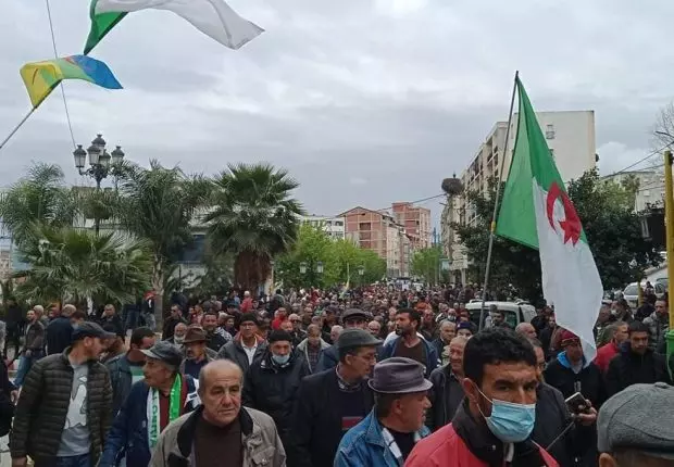 109 vendredi : Nouvelle marche du Hirak à Tizi Ouzou