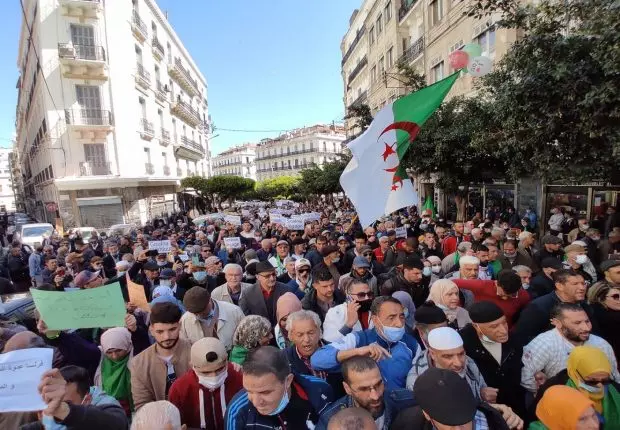 109e mardi du Hirak : Les étudiants battent le pavé à Alger