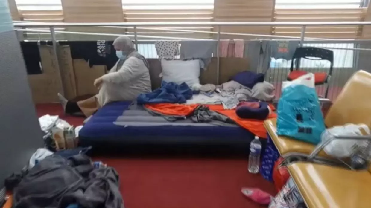 Algériens bloqués à Roissy : « ils vivent un véritable calvaire »