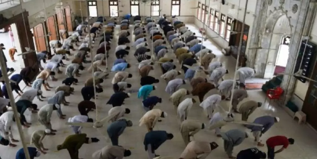 Ramadan 2021 : L’Algérie autorise les Tarawih