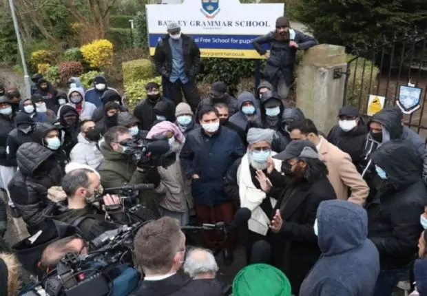 Angleterre : Enseignant suspendu à cause d&rsquo;une caricature du prophète