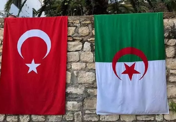 1 an de frontières fermées : énième appel des algériens de Turquie