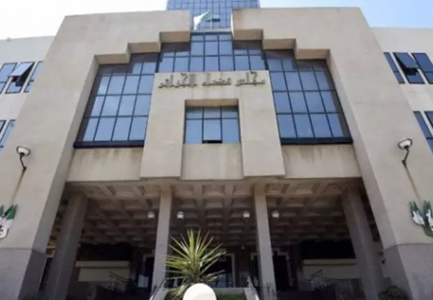 Affaire de la fuite du cahier des charges d’Air Algérie : le fils de Benflis condamné à 20 ans