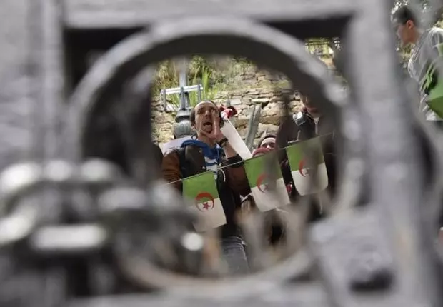 Covid-19 Algérie: la crise a engendré la perte d’un million d’emplois