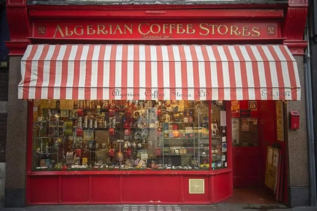 Algerian Coffee Stores, une caverne d’Ali Baba Algérienne à Londres
