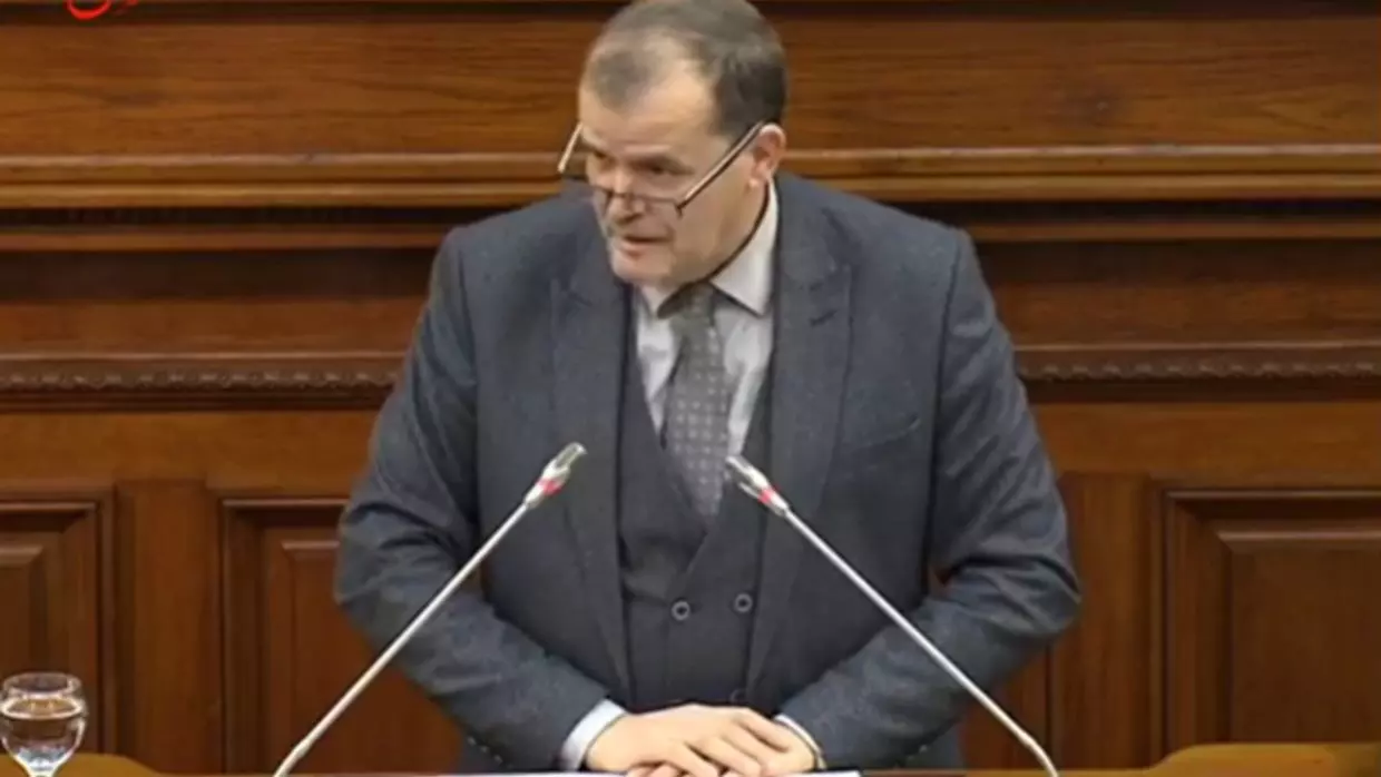 Enseignes commerciales : Vers des mesures imposant la langue arabe