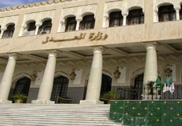 L&rsquo;Algérie récupère 1 994 hectares de biens illégalement distribués