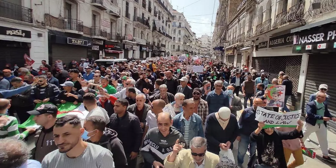 111ème Vendredi du Hirak : Les manifestations se poursuivent à Alger