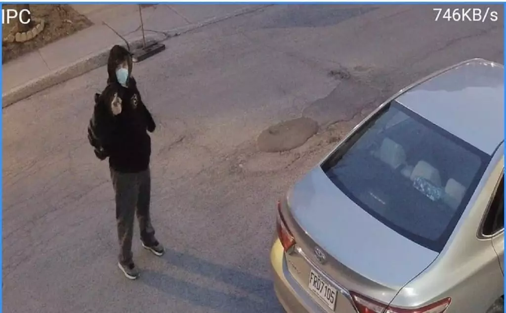 VIDEO. Une mosquée au Canada cible de coups de feu