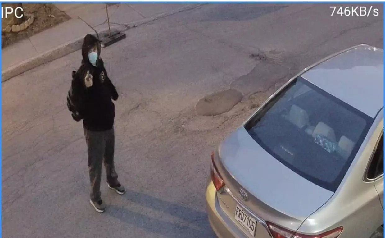VIDEO. Une mosquée au Canada cible de coups de feu